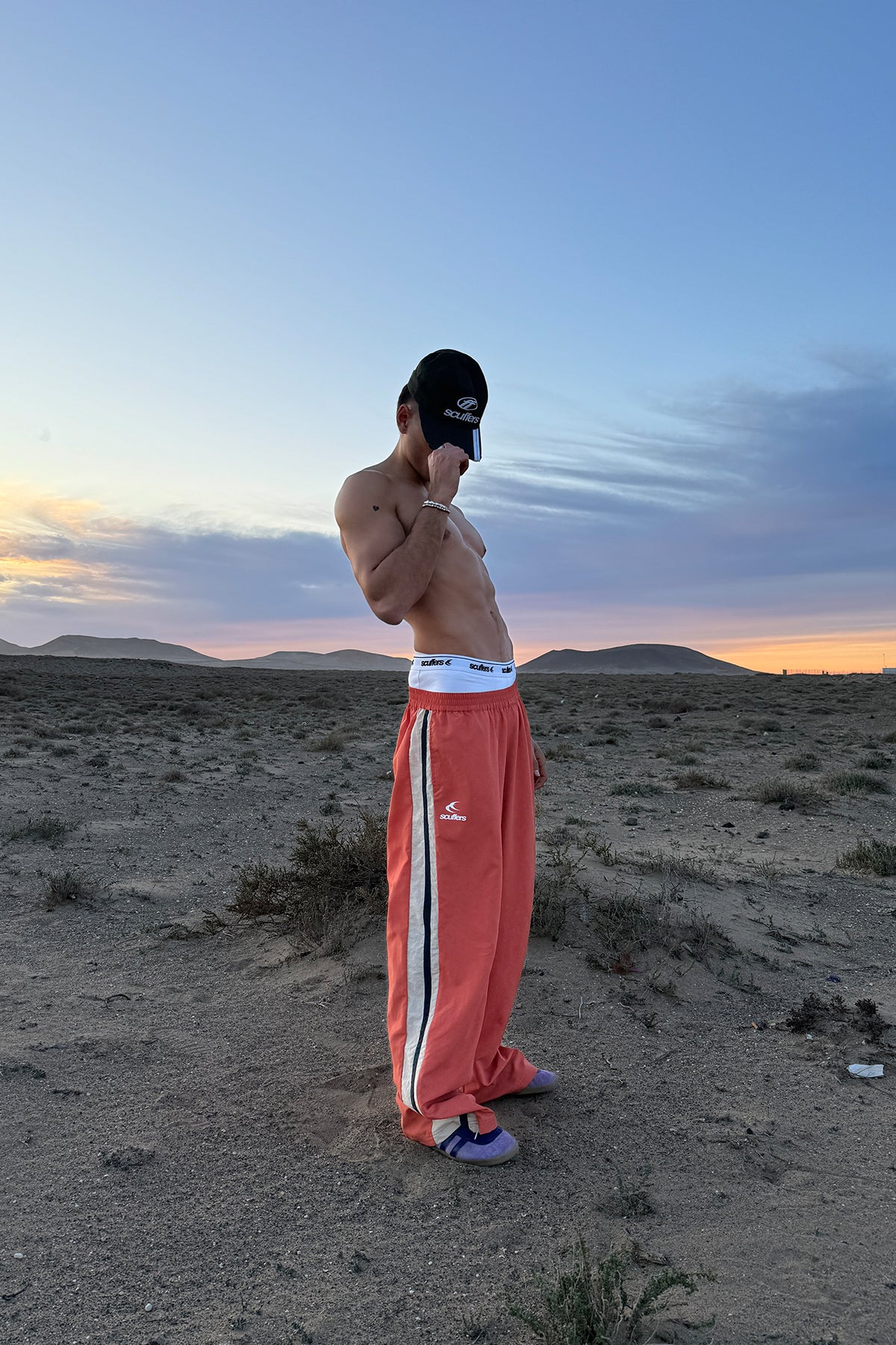 Pantalones deportivos técnicos color salmón