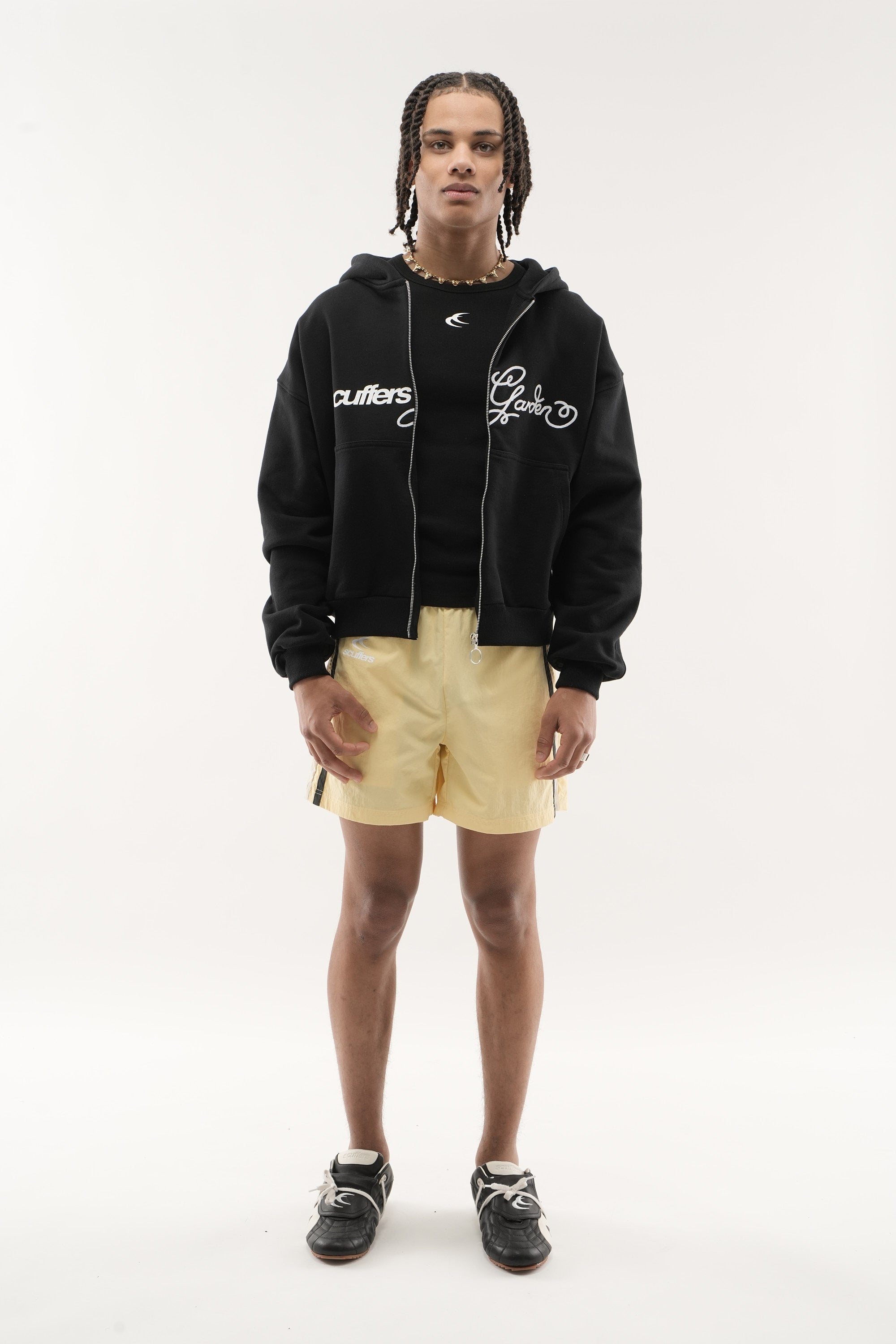 Cremallera negra de jardín