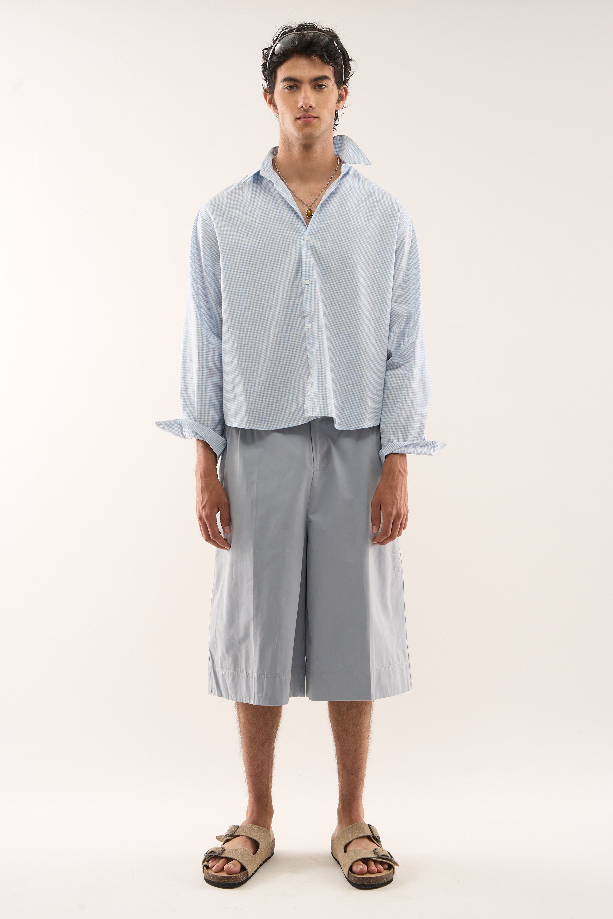 Camisa azul a cuadros gemelos