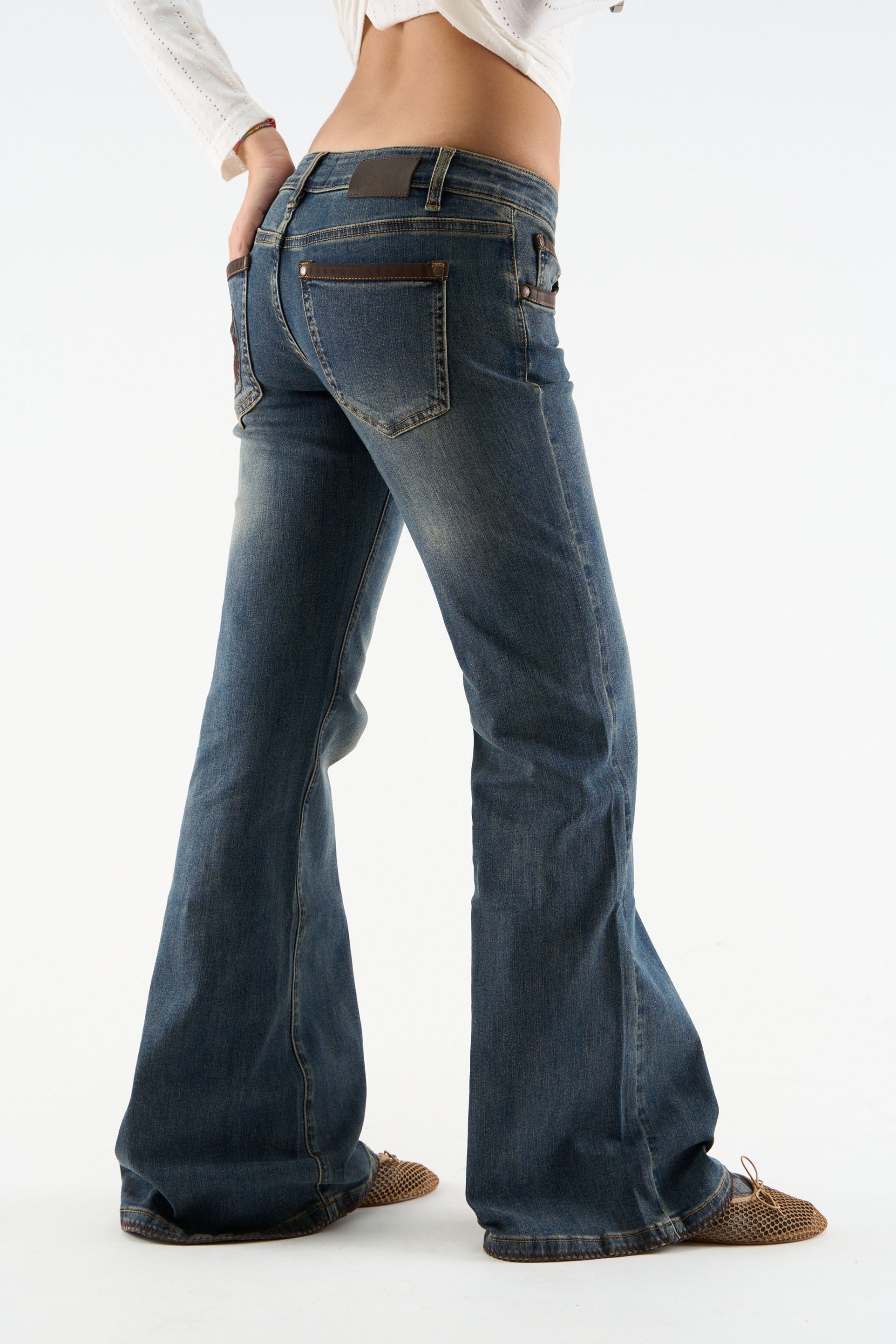 Pantalones vaqueros oscuros Winx