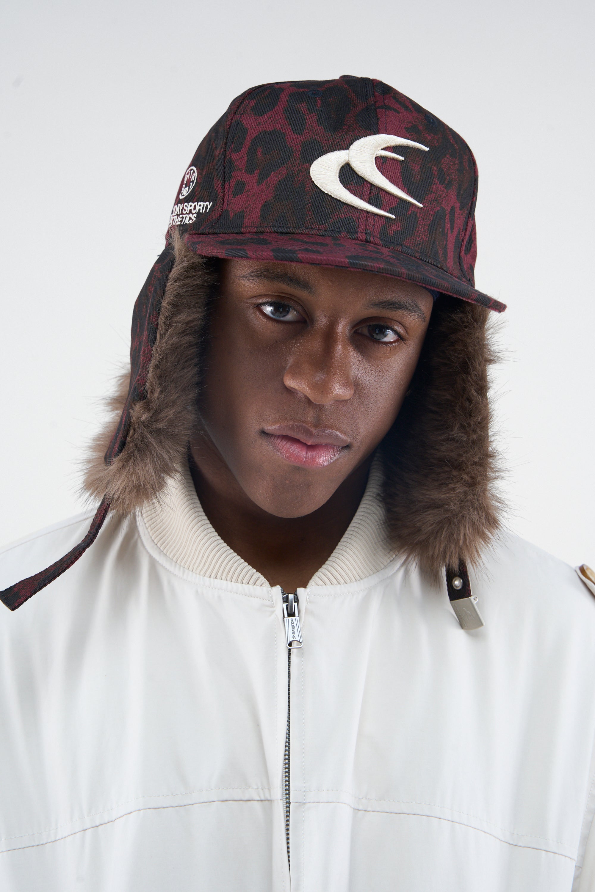 Gorra burdeos Dogear