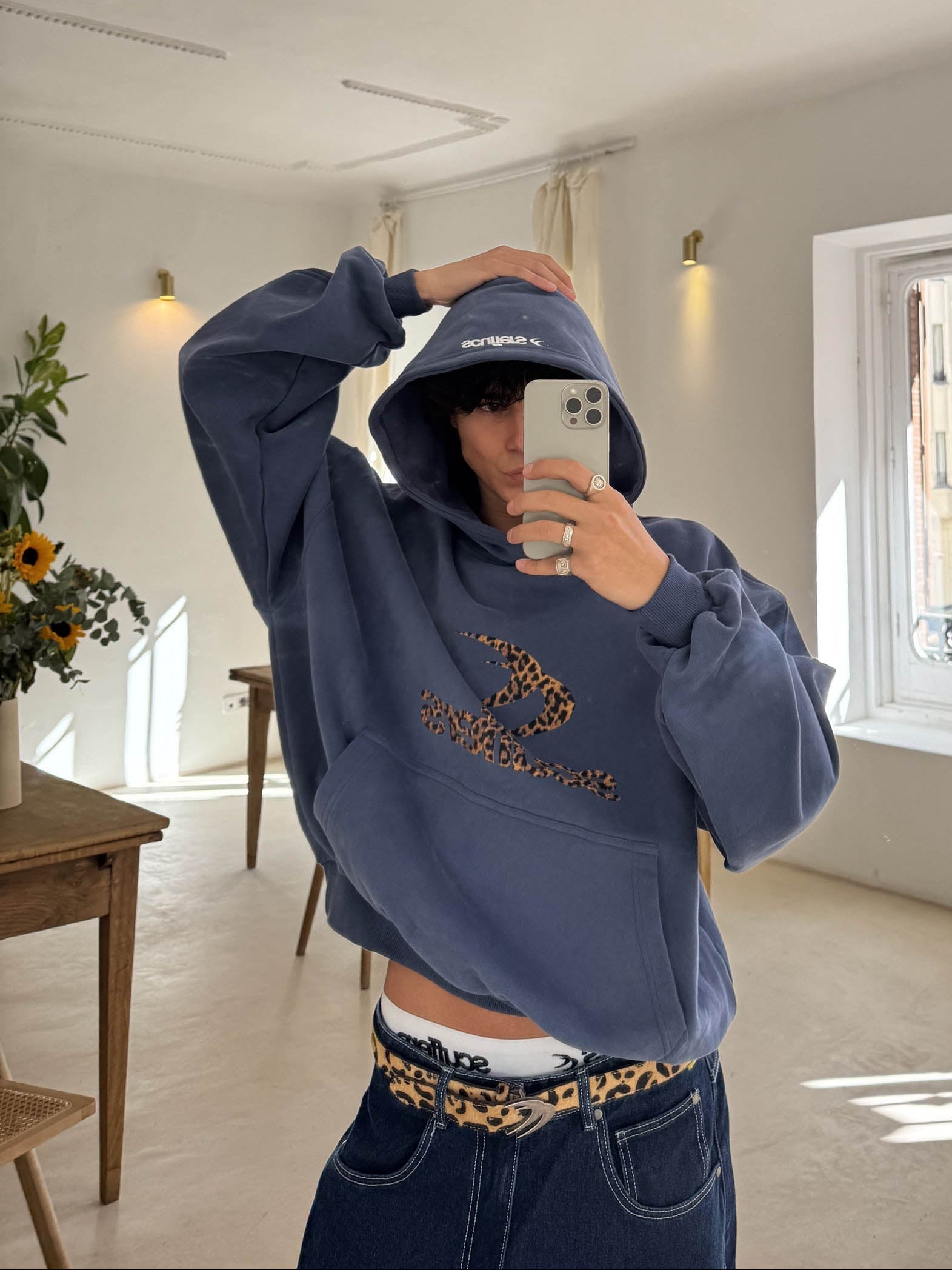 Sudadera con capucha azul safari